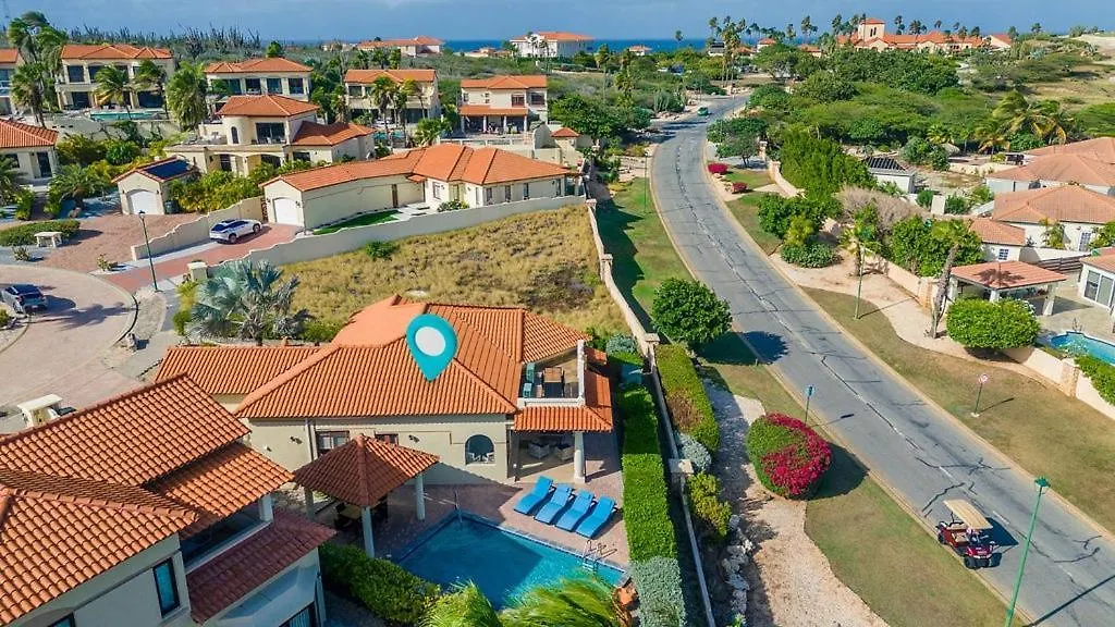Luxury 2-Bedroom Villa With Private Pool Palm Beach
