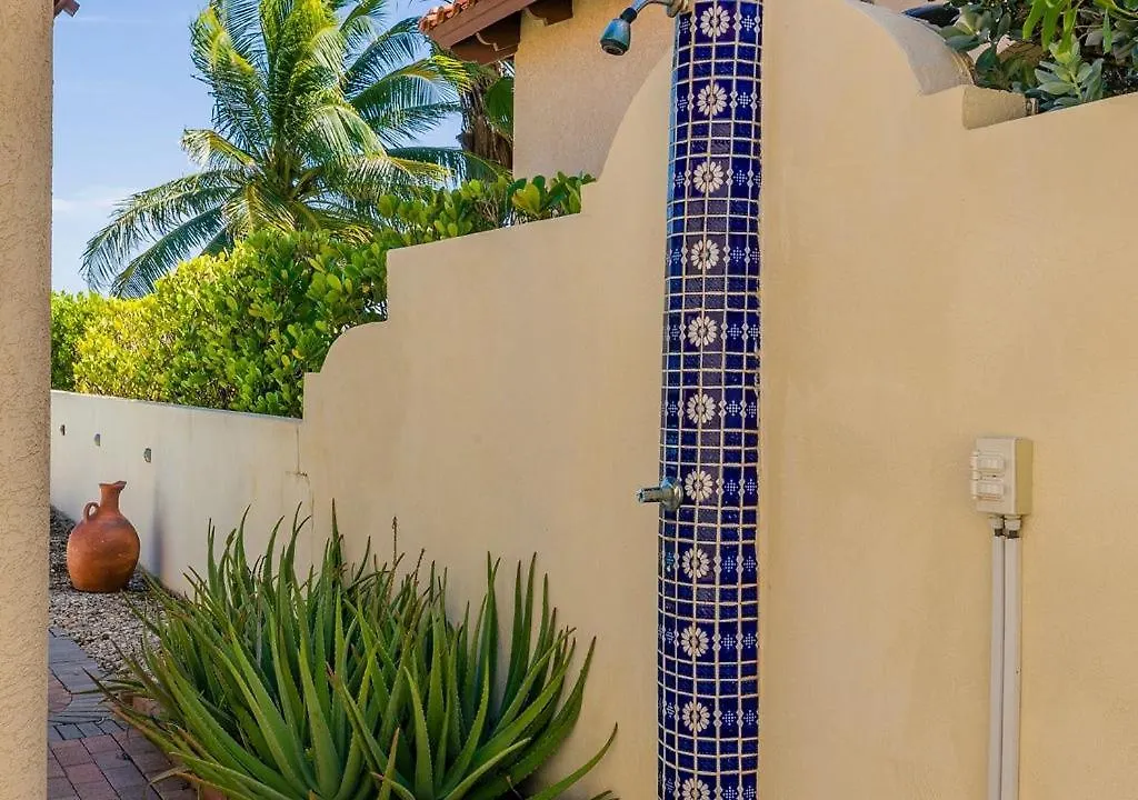 Luxury 2-Bedroom Villa With Private Pool Palm Beach