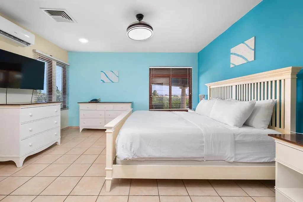 Luxury 2-Bedroom Villa With Private Pool Palm Beach