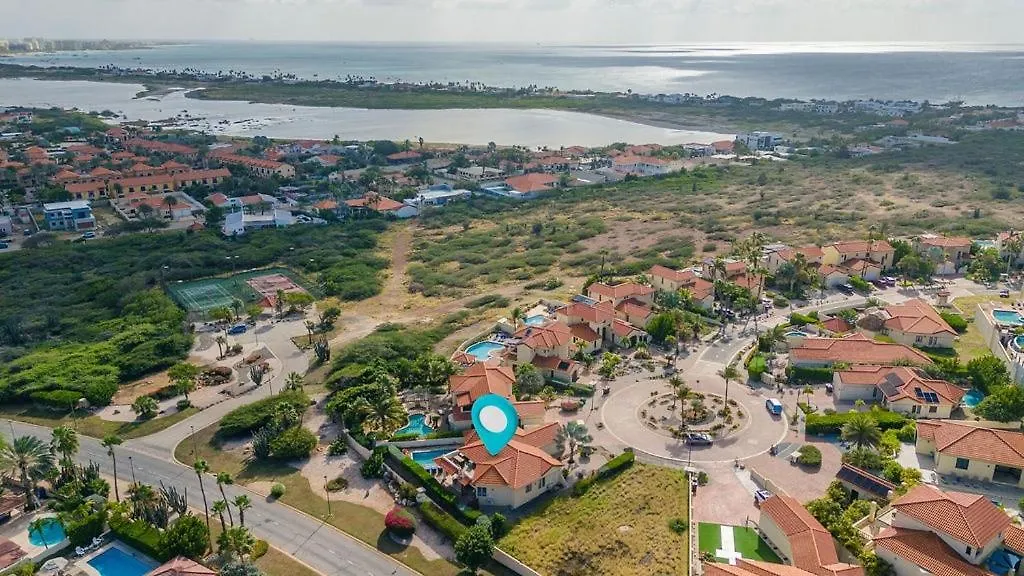 Luxury 2-Bedroom Villa With Private Pool Palm Beach