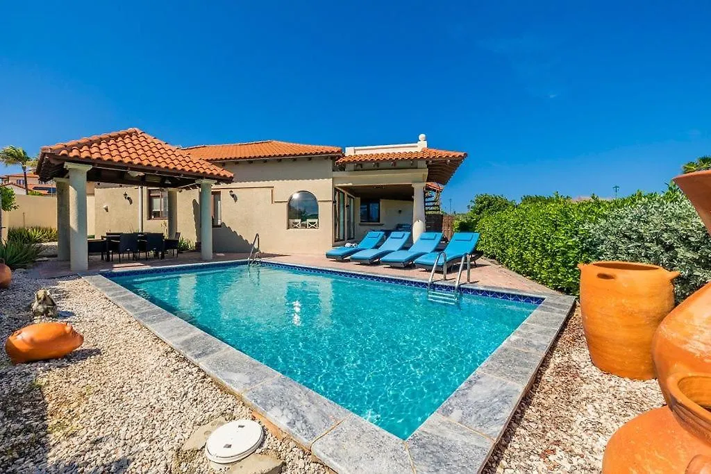 Luxury 2-Bedroom Villa With Private Pool Palm Beach