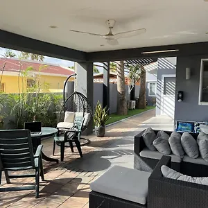Brown's 1 Bedroom Palm Beach